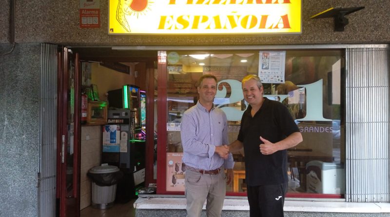 José Antonio Paredero (Pelotón Tenerife) y David Ferrer (Presidente SLSM)