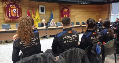 Toma posesión 10 nuevos policías. 20-1-26