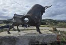 escultura del toro en Valdemorillo