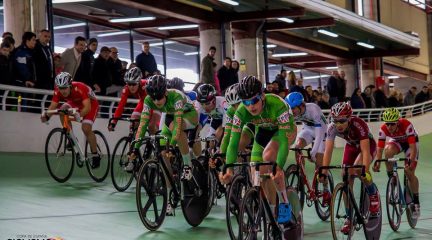 Más de 130 ciclistas se dieron cita este fin de semana en el velódromo de Galapagar, con la selección de Euskadi como clara vencedora