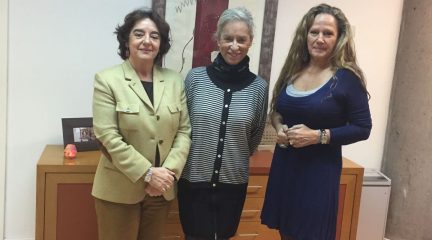 La viceconsejera de Organización Educativa recibe a la alcaldesa de Colmenarejo