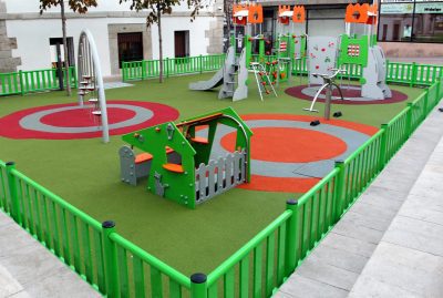 Parque infantil de la plaza Alfonso X de Galapagar