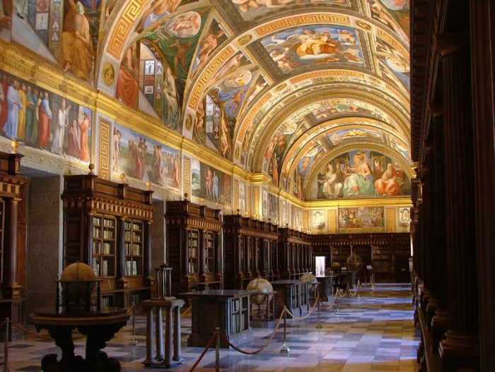 biblioteca monasterio
