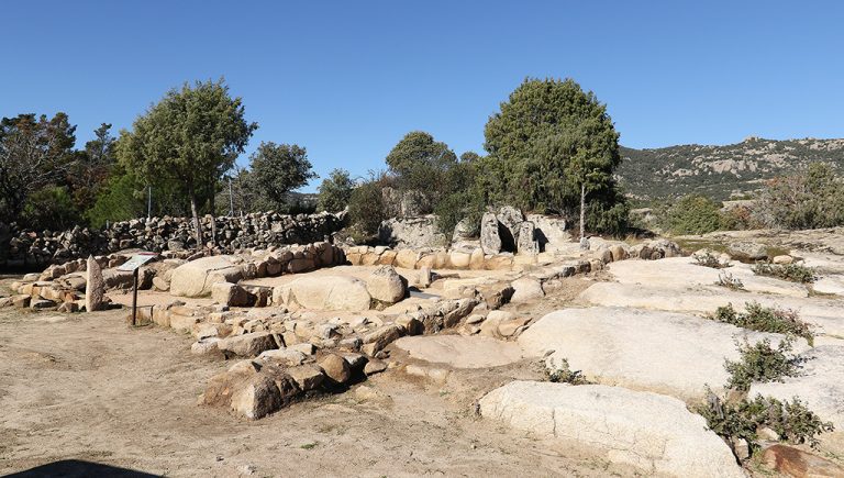 Hoyo de Manzanares muestra sus orígenes con visitas a la aldea visigoda
