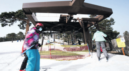 La estación de Navacerrada cierra temporada con más de 35.000 personas y 96 días esquiables