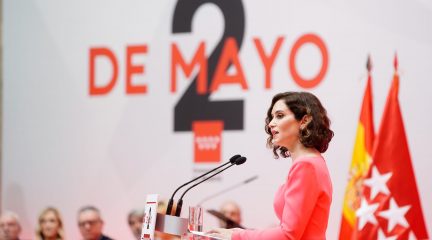 Díaz Ayuso reivindica a Madrid en el 2 de Mayo como “la España necesaria” y “de todos”, por encima de “exclusiones y enfrentamientos”