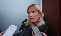 La alcaldesa de Collado Villalba califica de «error» y «postureo» las declaraciones de su concejal de Contratación sobre la sentencia del túnel