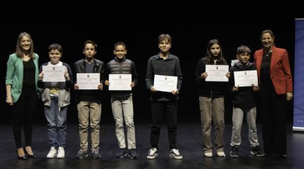 El Ayuntamiento de San Lorenzo de El Escorial entrega a 185 alumnos los Premios de Excelencia en el Estudio