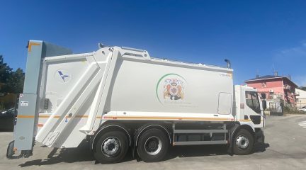 El Ayuntamiento de El Escorial presenta la adquisición de un vehículo para la recogida de residuos