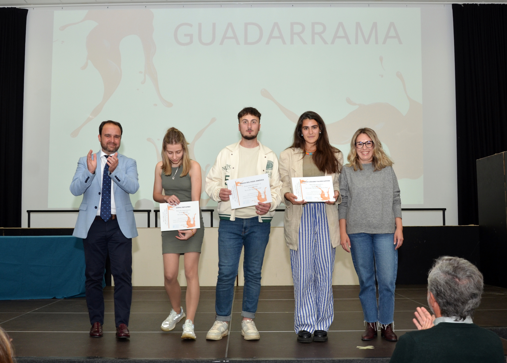 Entrega de premios a los seleccionados de Guadarrama dentro del XXI Certamen de Arte Joven de la zona Noroeste