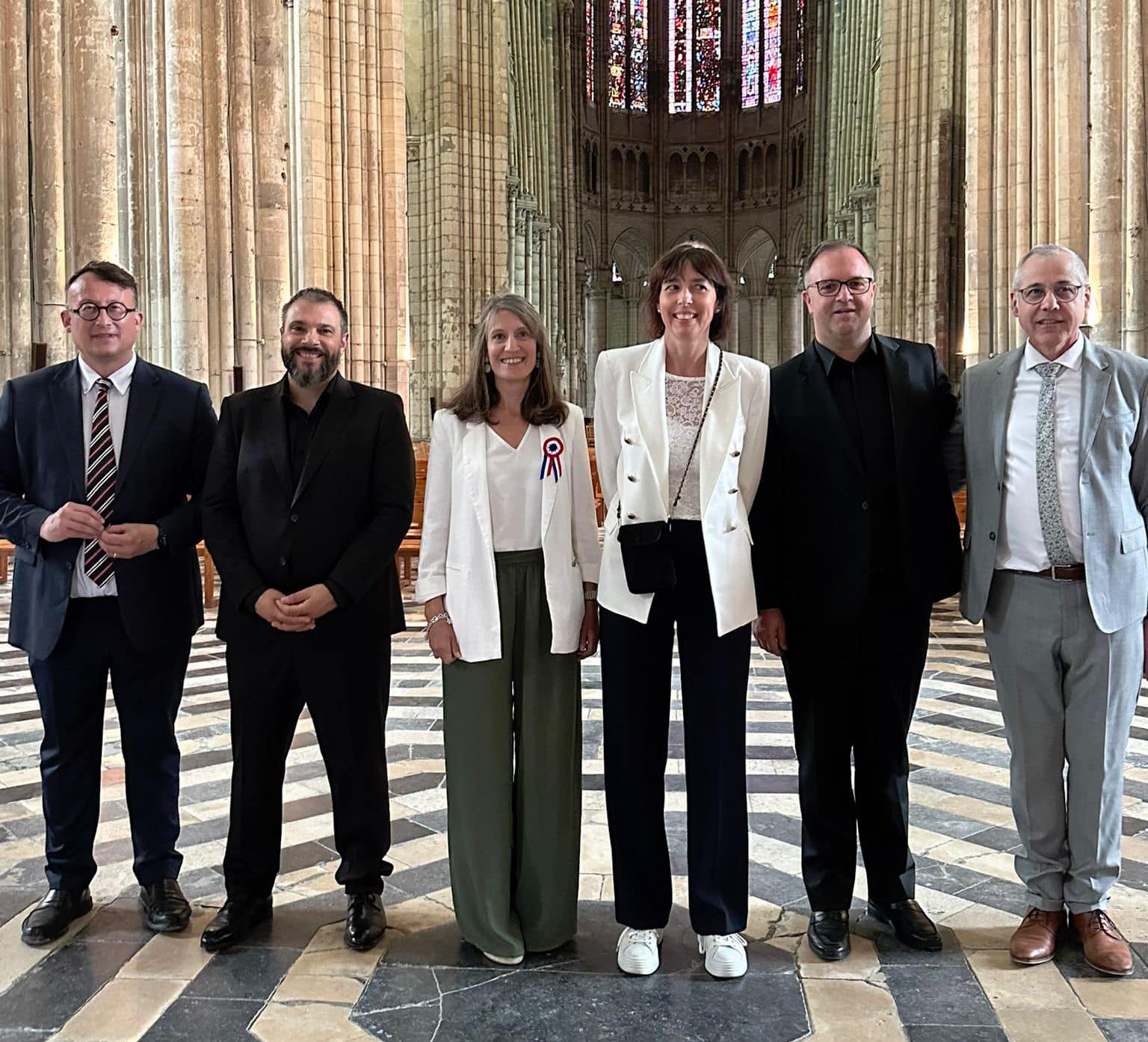 Las alcaldesas de San Lorenzo de El Escorial y San Quintín, con Pedro Alberto Sánchez y David Huertas, además del organista francés