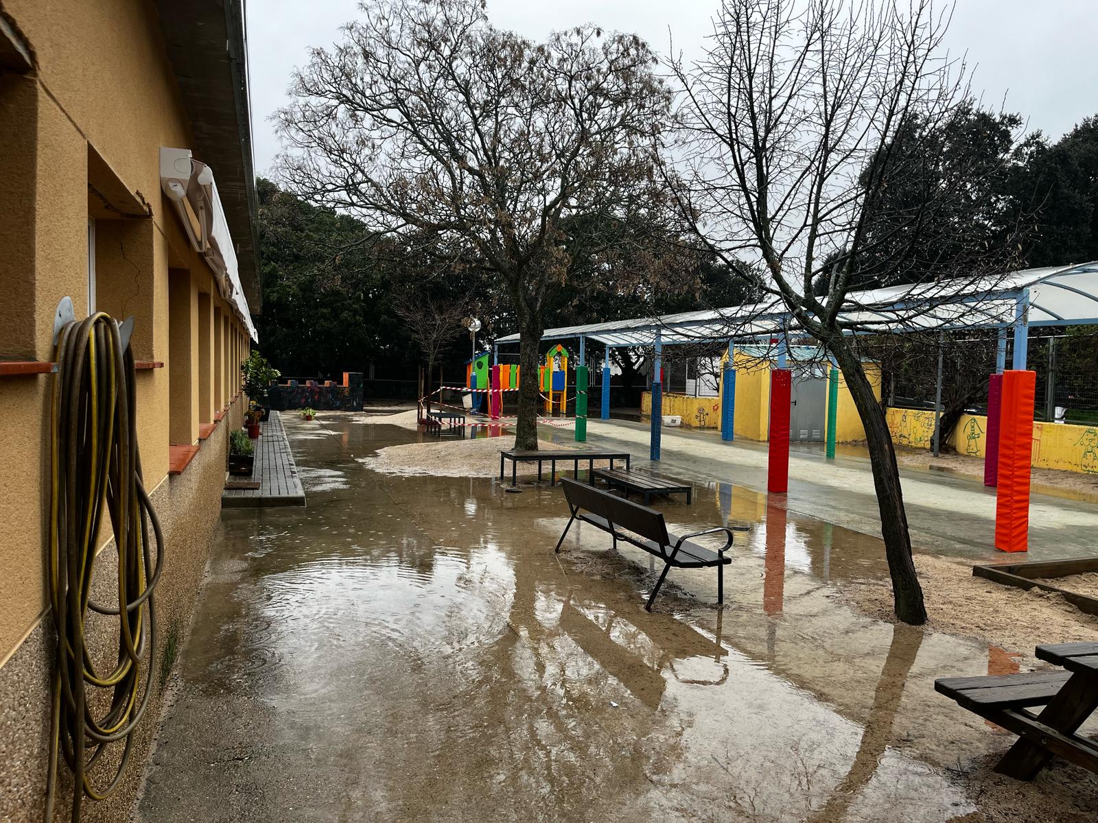 Patio del colegio La Navata