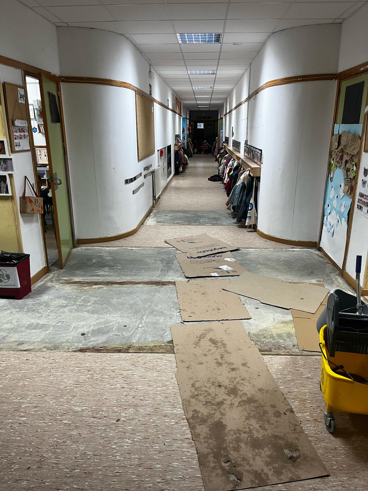 Pasillo de Infantil en el colegio La Navata
