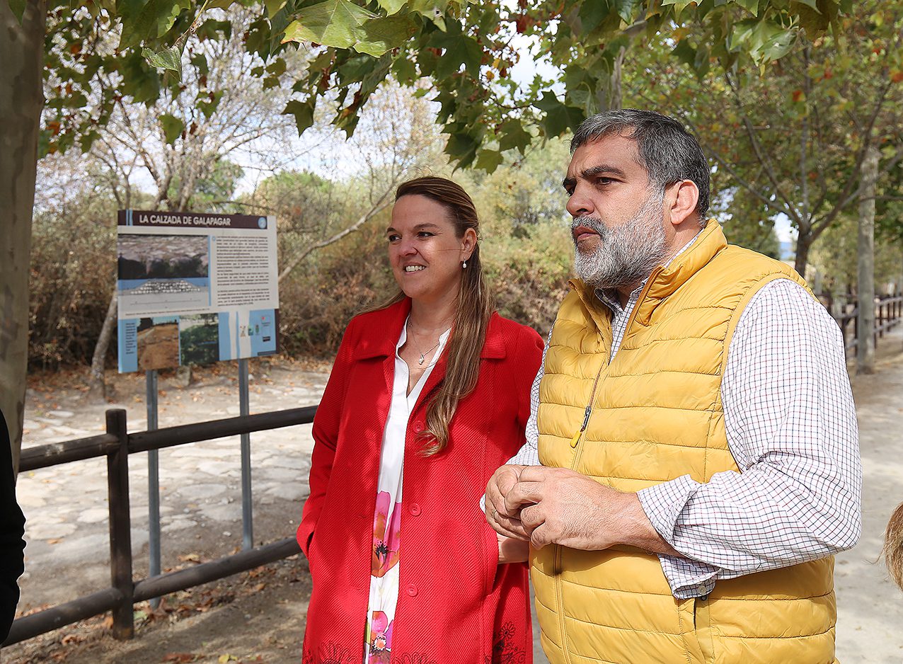Carla Greciano y Ángel de Oteo