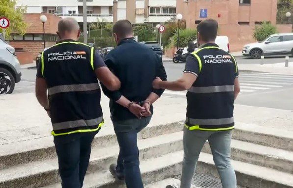 detenido pornografía infantil