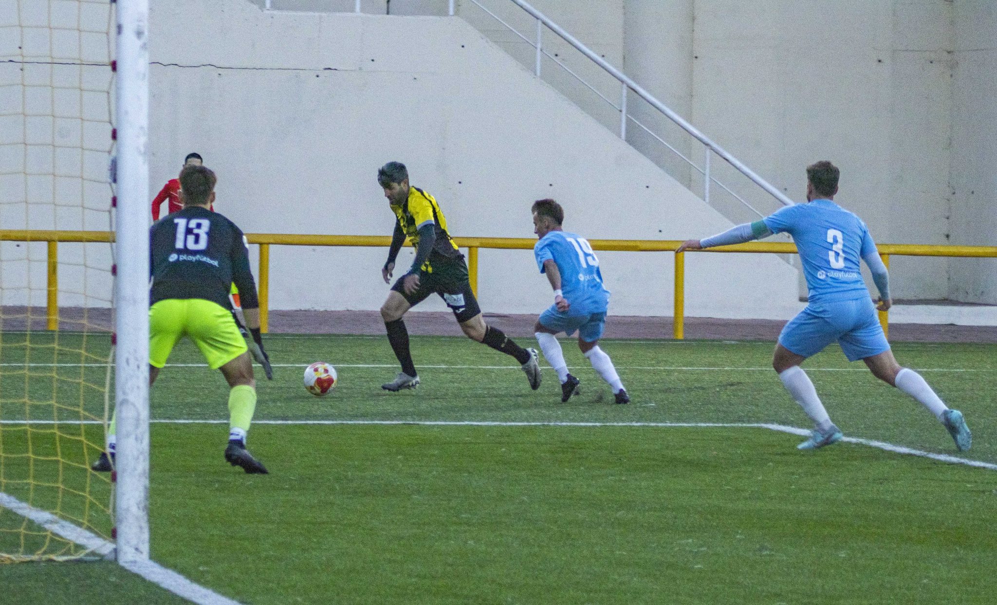 Portillo desborda a Alberto