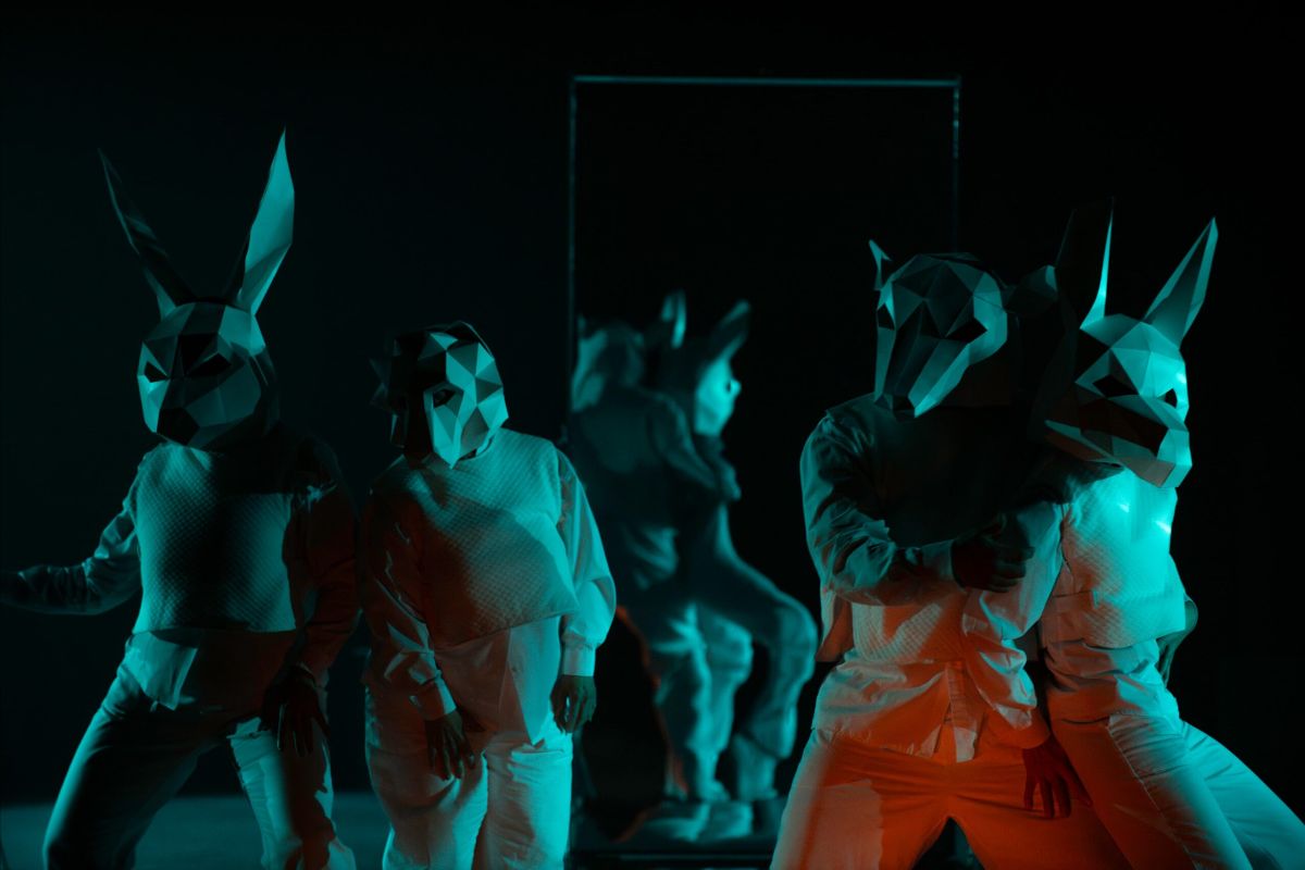 CRÍA CUERDOS de la compañía Deconné
