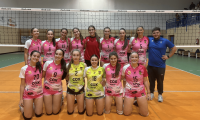 El Voleibol Collado Villalba derrota al Alcorcón (3-1) y se pone líder en solitario en Primera Nacional Femenina