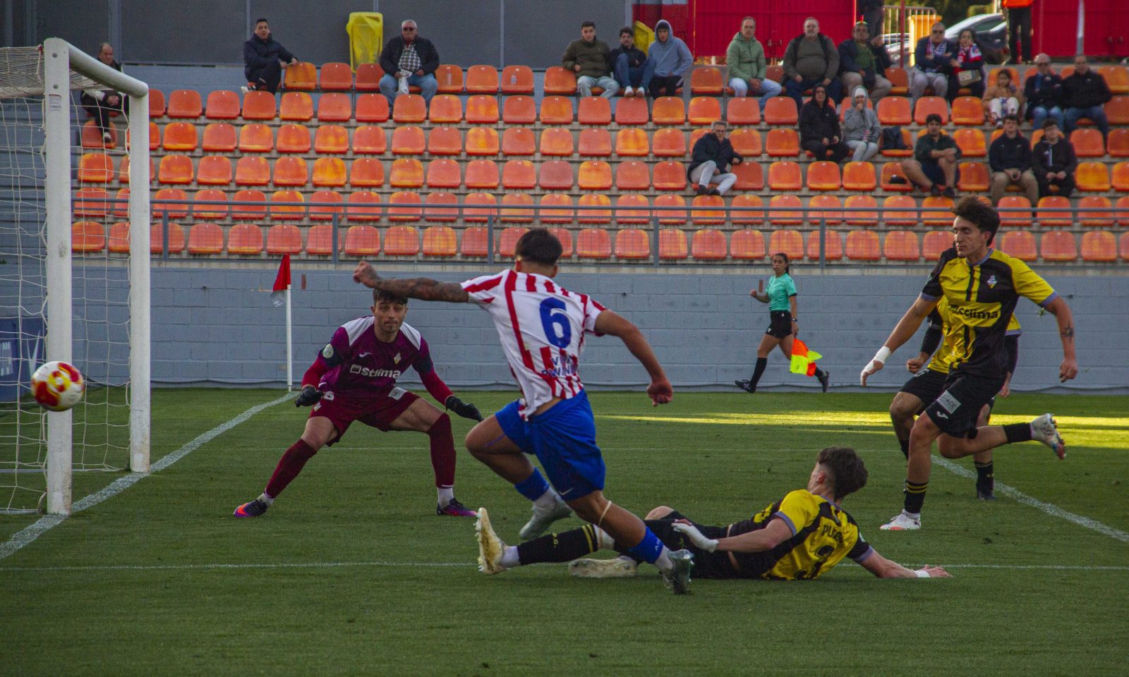 Pliego desbarata una buena ocasión de Dani Muñoz