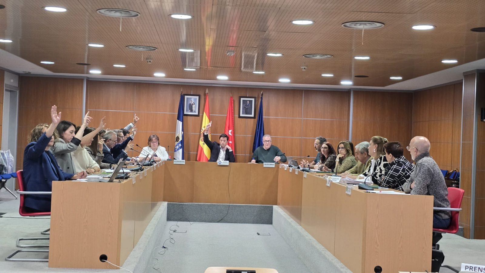 Votación en el Pleno celebrado este jueves en Valdemorillo