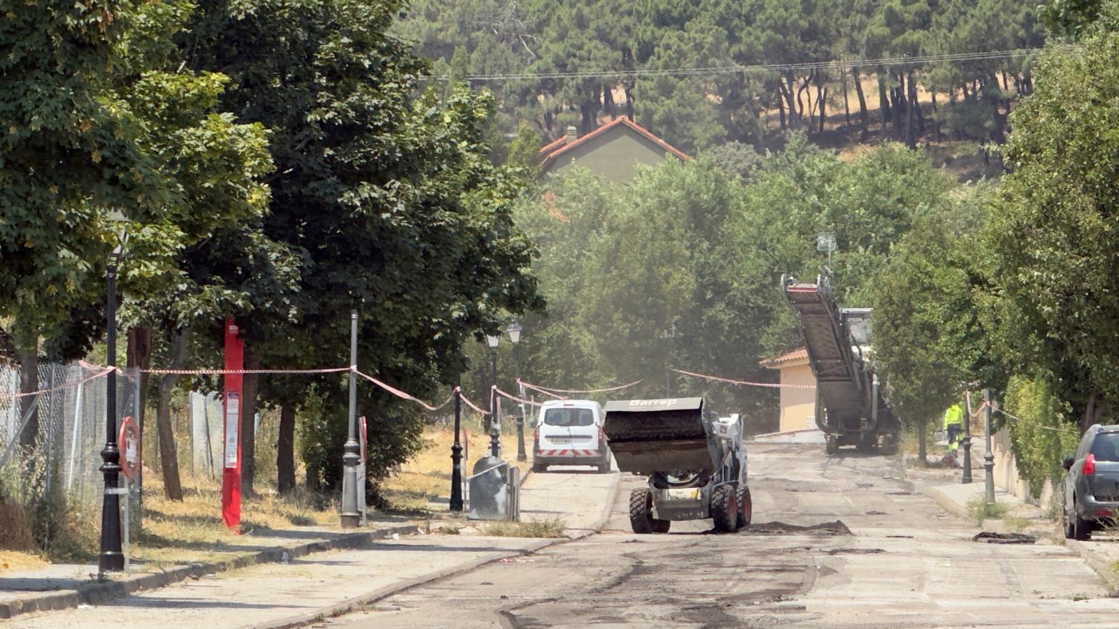 Inicio de los trabajos de asfaltado en la zona de Pozas Norte