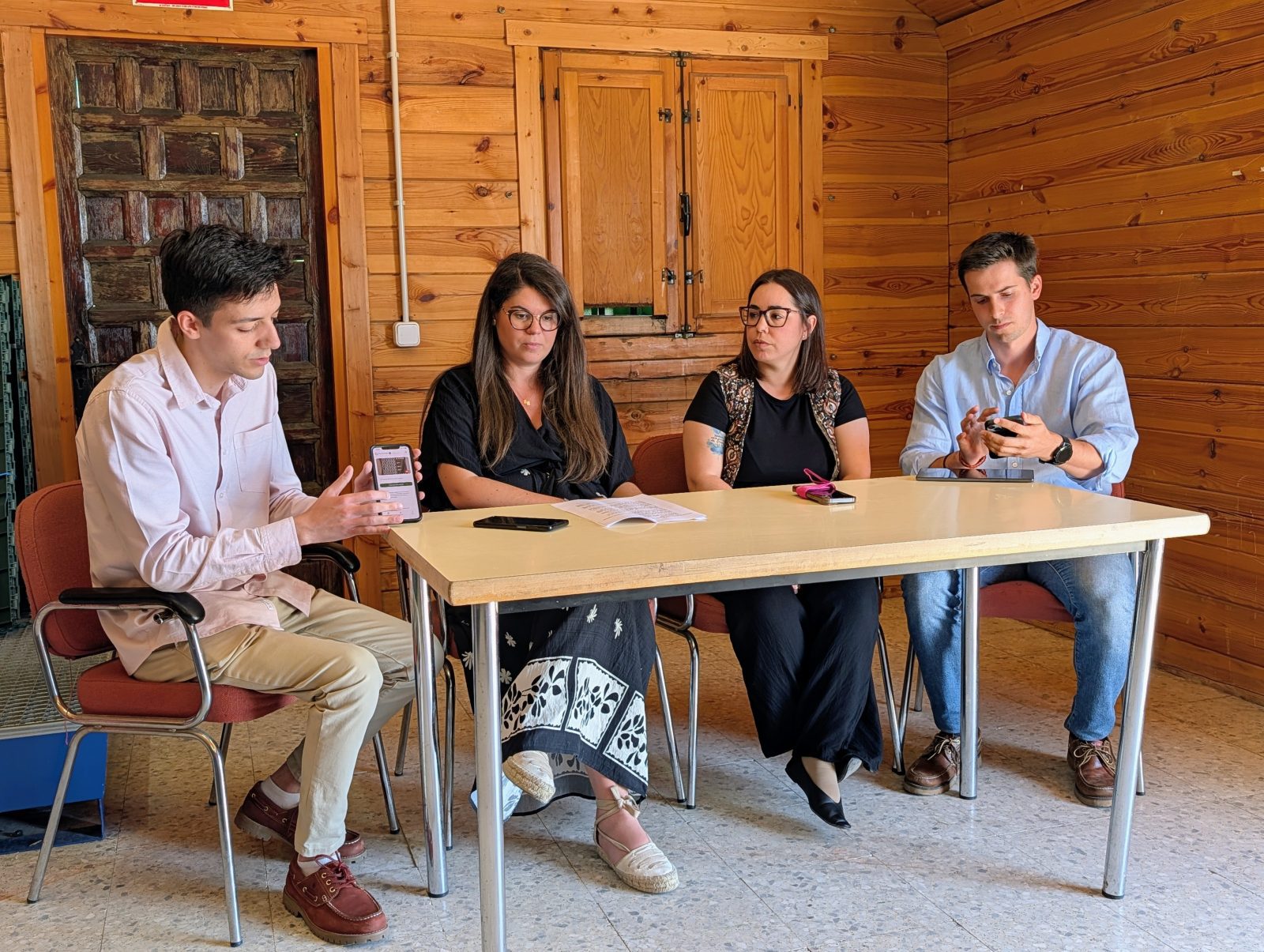 Presentación de la nueva app en el Punto Limpio de San Lorenzo de El Escorial