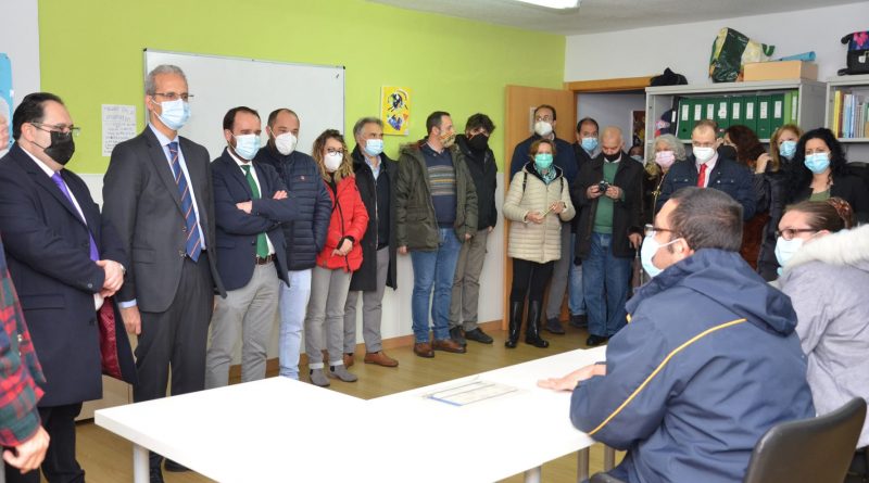 visita-instalaciones-adisgua-inauguracion (002)