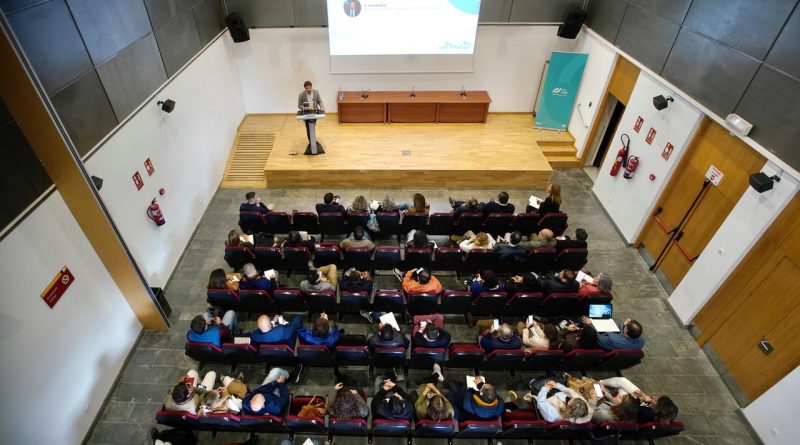 cd764b66a34eb768ef8f7ad1a53855b38ee02e4084d6a2a9ce45814b3d749286