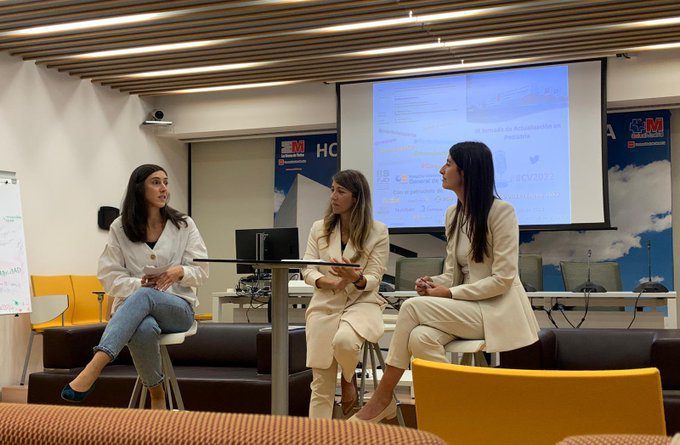 2022 10 28 Las doctoras Blanco, De la Parte y Furones durante su intervención en la jornada