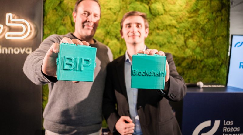 8269c1573d59e368ff16a35220f3f8214c3294ca4d111a944222cb478f952a54