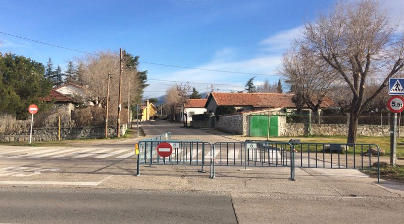 M-619-acceso-calle-Berrocalesjpg