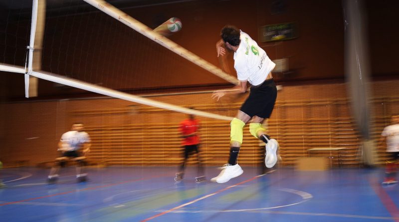 El Voleibol Collado Villalba, que milita en Superliga 2, entrena en el pabellón del colegio Antonio Machado / Fotografía: Archivo