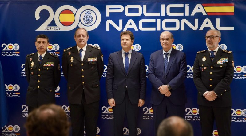 Visita oficina DNI 2