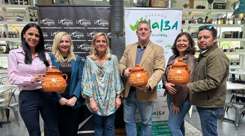 La alcaldesa de Collado Villalba y la concejala de Desarrollo Local, con los ganadores de las primeras Jornadas del Puchero