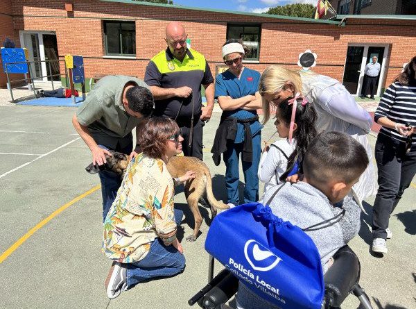 Visita unidad canina Peñalara 2024 4