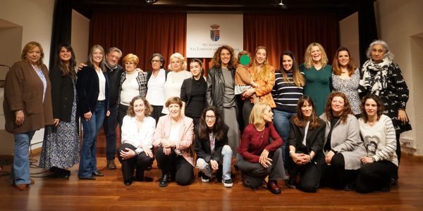 Homenaje a las mujeres en San Lorenzo de El Escorial