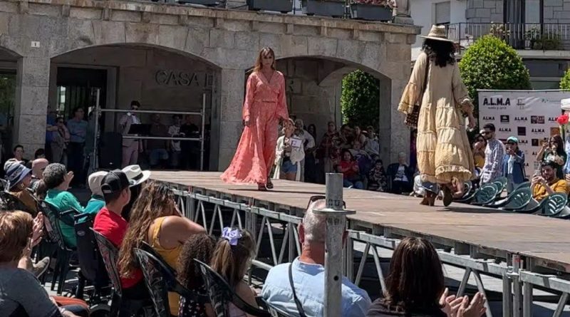 desfile de la I Edición Feria Bienestar y Moda (002)