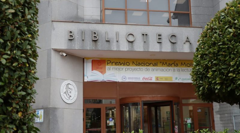 biblioteca galapagar