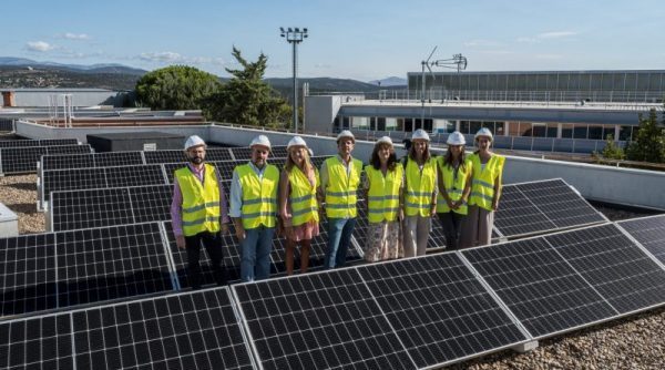 PANELES-SOLARES-COLEGIOS-scaled-800x445-c