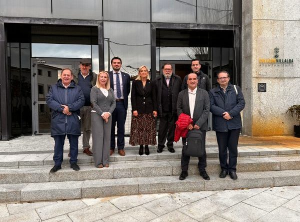 9-12-25 Reunión Comisión Hacienda FMM (2)