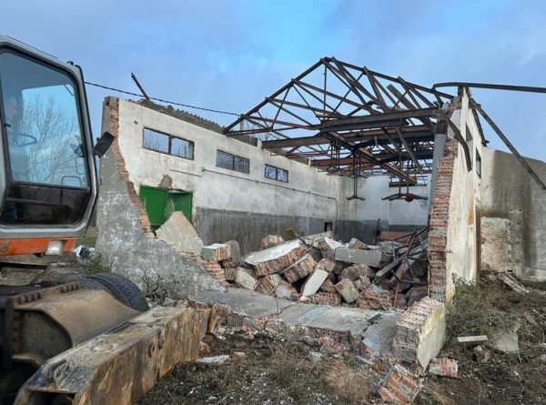 Ya-estan-marcha-las-obras-de-la-nueva-nave-Municipal-de-Moralzarzal