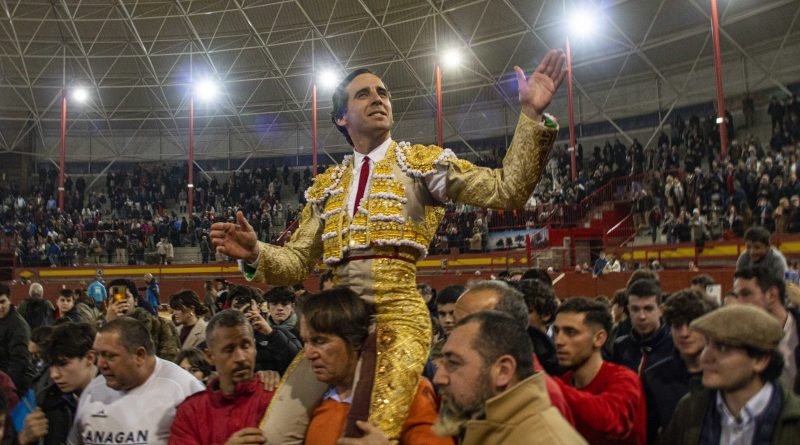 IMG_8938 JO A HOMBROS