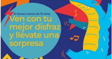 Celebra-el-Carnaval-en-el-Centro-Cultural-antes-de-la-funcion-de-Bichitos-en-Moralzarzal