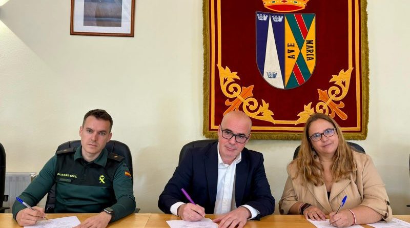 El Ayuntamiento de El Boalo firma oficial de su adhesión al Sistema VioGén 2