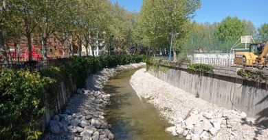 Visita colocación pasarela y obras renaturalización. 15-4-26 (11)