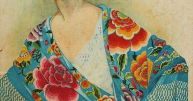 07_caja_con_mujer_con_manton_azul_con_peonias-1085x1536