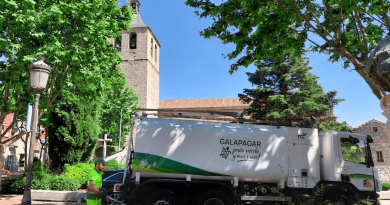 Tareas de baldeo en Galapagar, FCC Medio Ambiente