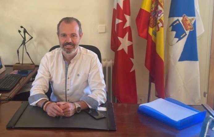 alcalde becerril de la sierra 02