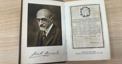 Libro donado Jacinto Benavente
