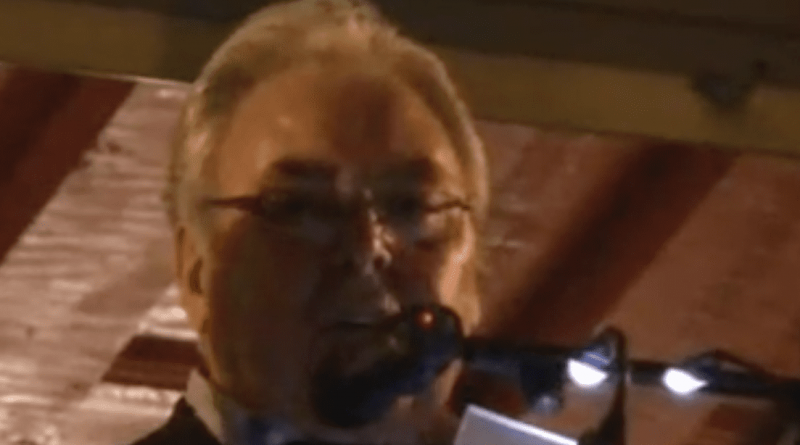 Captura de pantalla 2018-02-22 a las 23.15.43